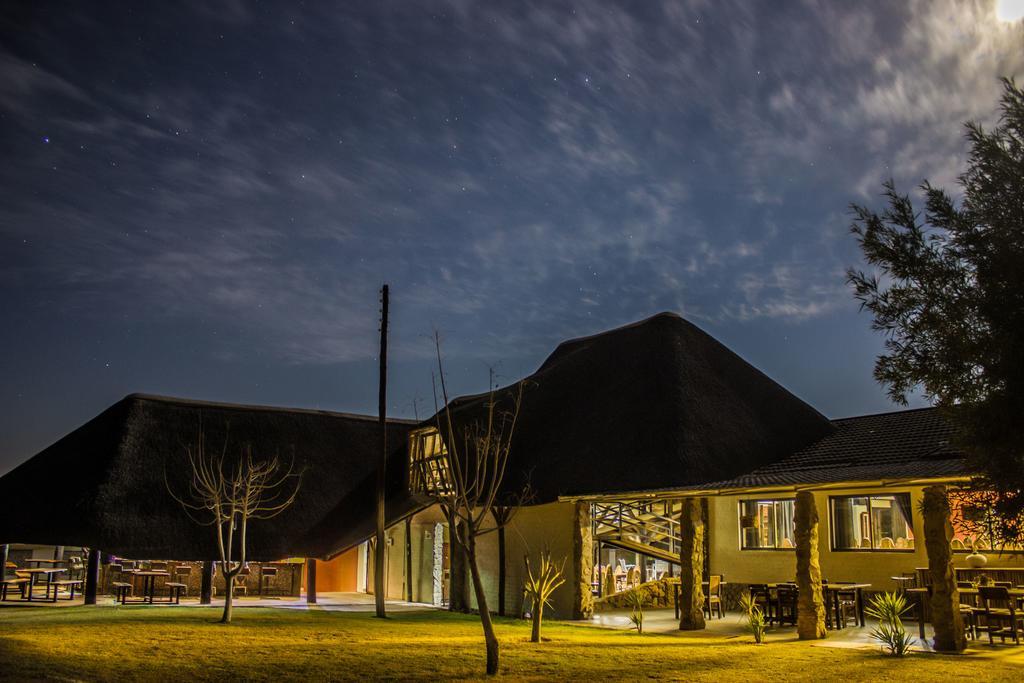 Etotongwe Lodge 奥乔 外观 照片